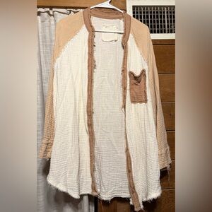 Aerie Cream and Tan Button-Up Shirt